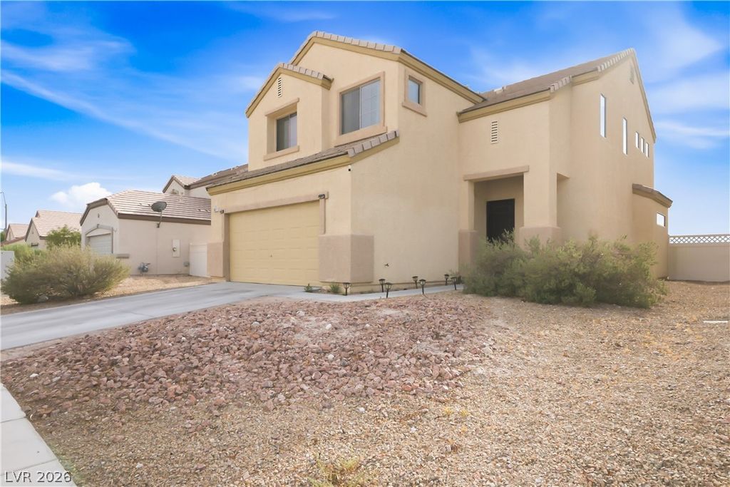 5617 Midnight Breeze Street, North Las Vegas, NV 89081 — photo 2