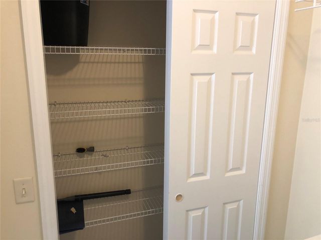 2566 HIALEAH AVENUE, The Villages, FL 32162