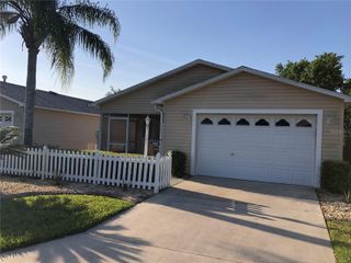 2566 HIALEAH AVENUE, The Villages, FL 32162