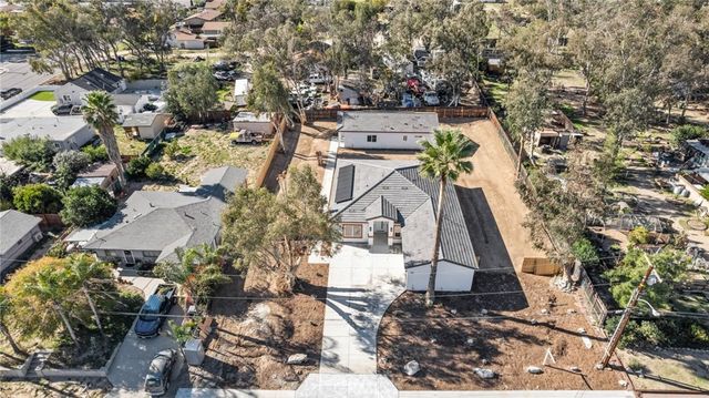 683 Park, Banning, CA 92220