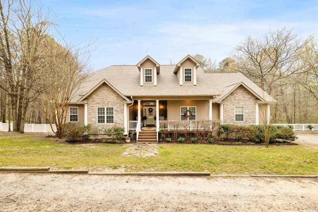 6215 Hobby Trail, Mabelvale, AR 72103