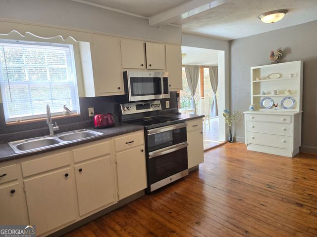 7680 Banks Mill Road, Douglasville, GA 30135