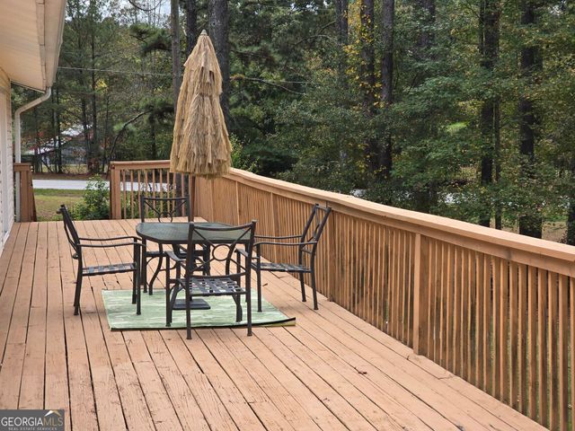 7680 Banks Mill Road, Douglasville, GA 30135