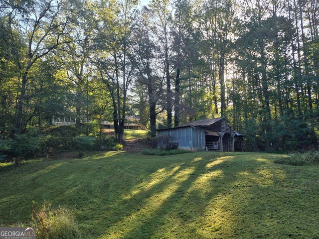 7680 Banks Mill Road, Douglasville, GA 30135