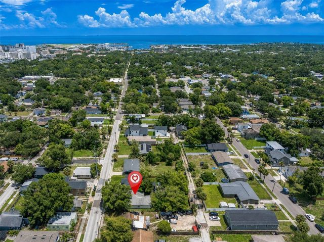1120 11TH AVENUE S, St Petersburg, FL 33705