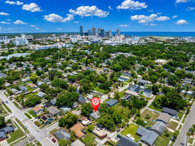 1120 11TH AVENUE S, St Petersburg, FL 33705