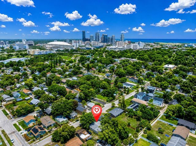 1120 11TH AVENUE S, St Petersburg, FL 33705