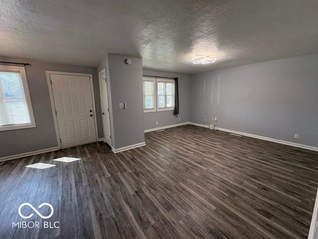 5219 N Sadlier Drive, Indianapolis, IN 46226