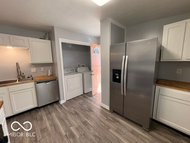 5219 N Sadlier Drive, Indianapolis, IN 46226