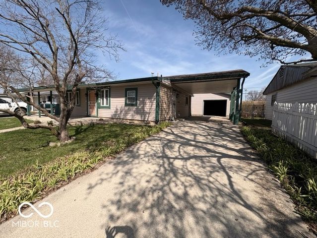 5219 N Sadlier Drive, Indianapolis, IN 46226