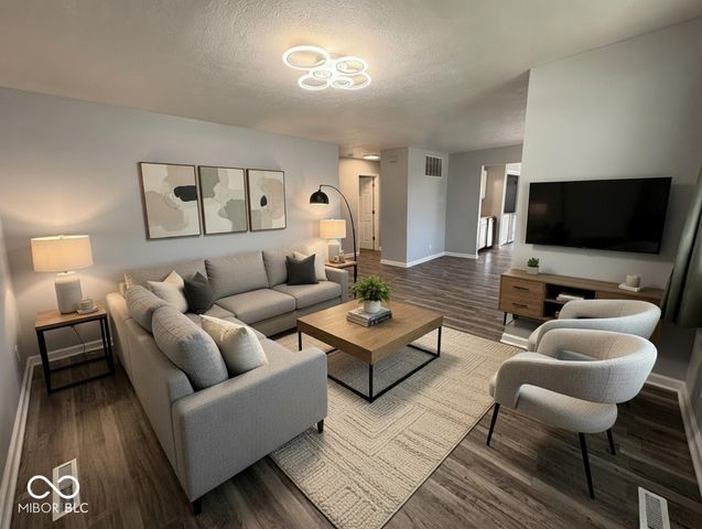 5219 N Sadlier Drive, Indianapolis, IN 46226