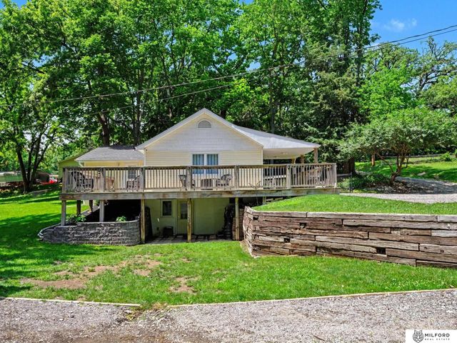 224 S 11 Street, Plattsmouth, NE 68048