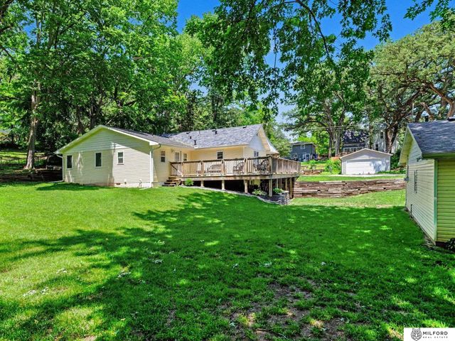 224 S 11 Street, Plattsmouth, NE 68048
