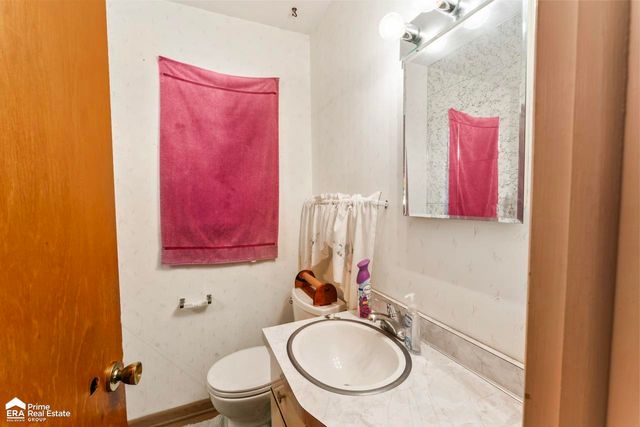 1203 Pickwick Place, Flint Twp, MI 48507