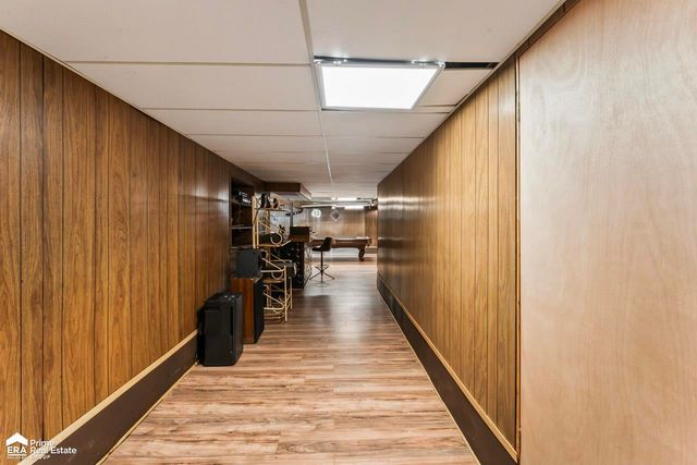 1203 Pickwick Place, Flint Twp, MI 48507