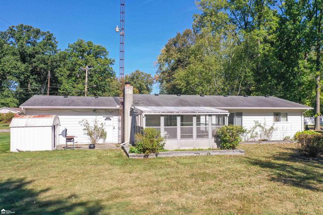 1203 Pickwick Place, Flint Twp, MI 48507