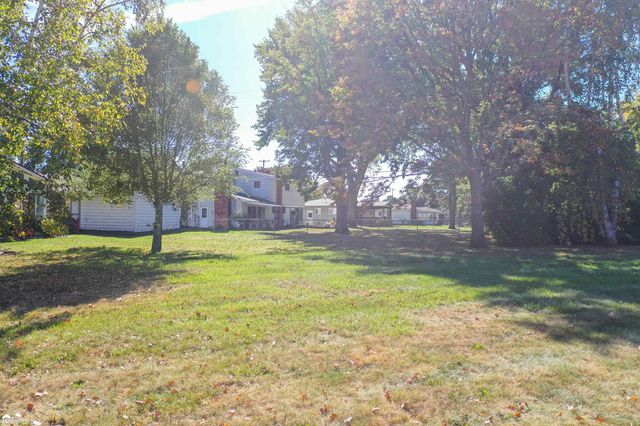 1203 Pickwick Place, Flint Twp, MI 48507