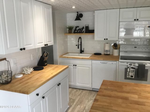 1571 S Atlantic Ave Apt 212, New Smyrna Beach, FL 32169