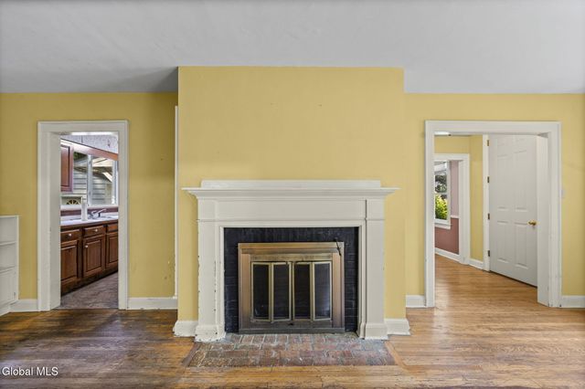 215 Washington Avenue, Scotia, NY 12302