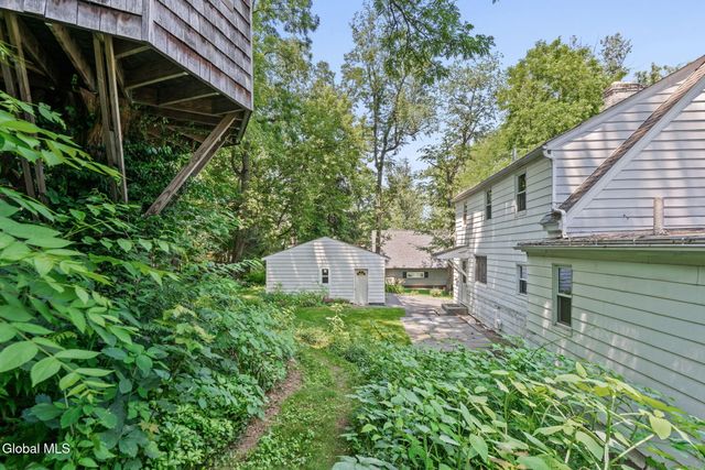 215 Washington Avenue, Scotia, NY 12302