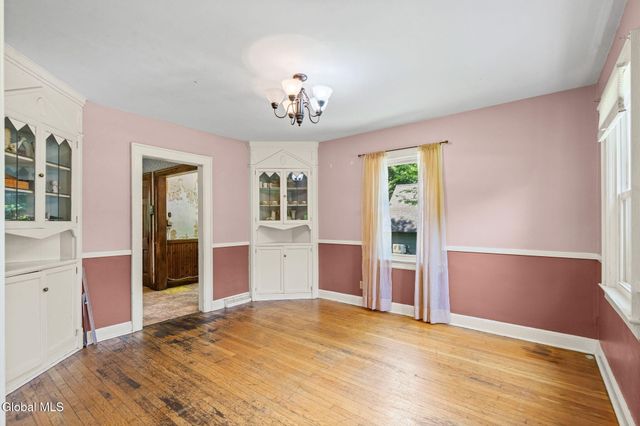 215 Washington Avenue, Scotia, NY 12302