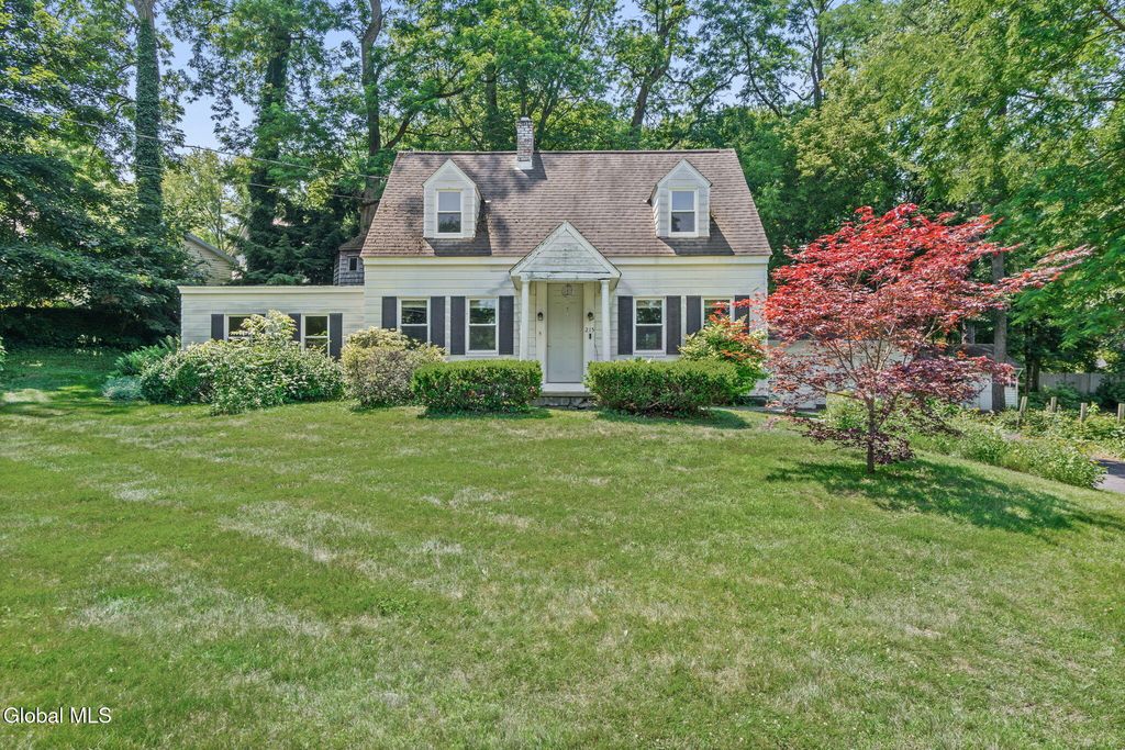 215 Washington Avenue, Scotia, NY 12302