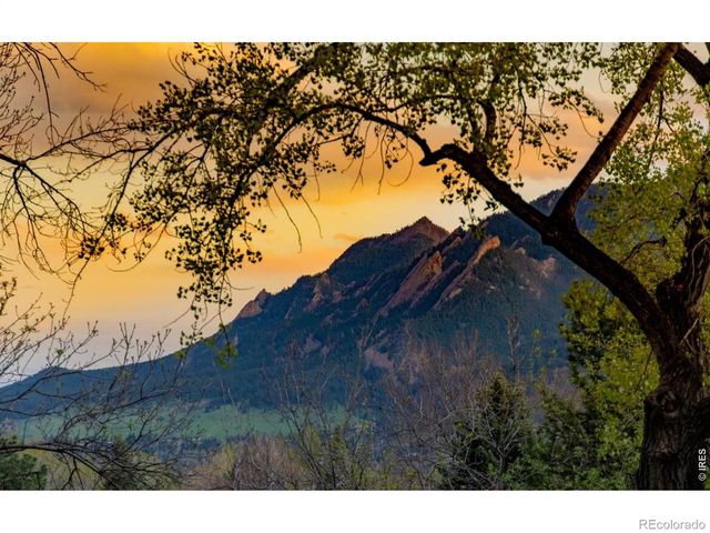 3746 Wonderland Hill Avenue, Boulder, CO 80304