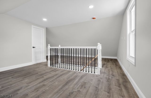956 Adams Ave, Elizabeth City, NJ 07201