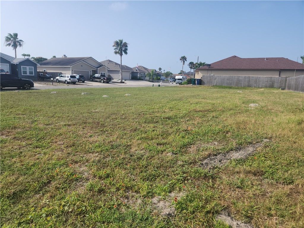 13981 Seafarer Dr, Corpus Christi, TX 78418 — photo 3