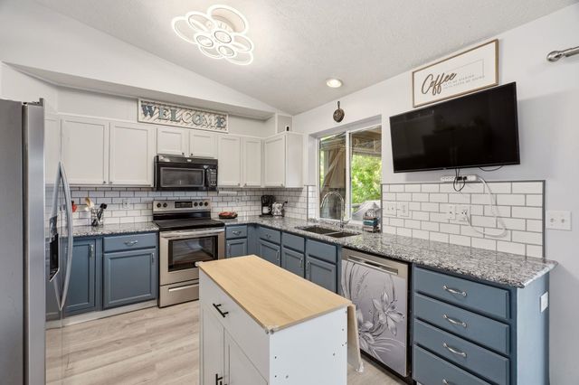 1428 E Sharpsburg Ave, Spokane, WA 99217