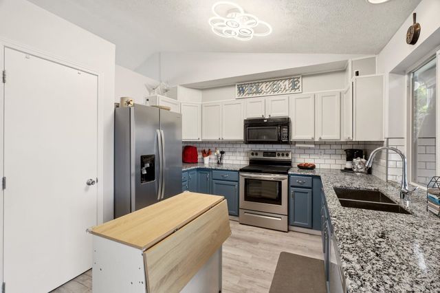1428 E Sharpsburg Ave, Spokane, WA 99217