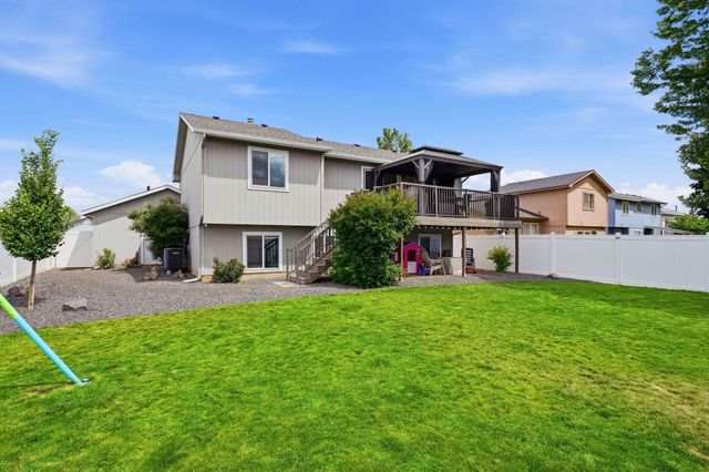 1428 E Sharpsburg Ave, Spokane, WA 99217