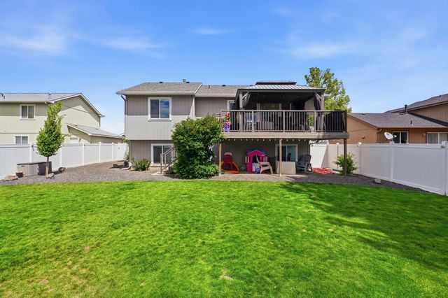 1428 E Sharpsburg Ave, Spokane, WA 99217