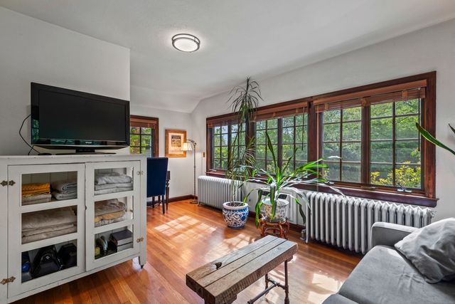 128 Blake Road, Hamden, CT 06517