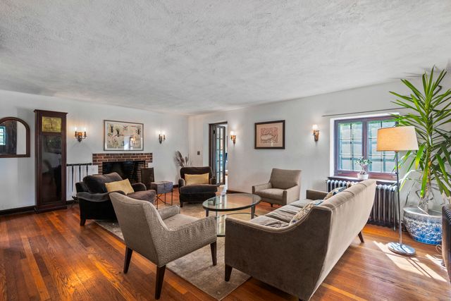 128 Blake Road, Hamden, CT 06517