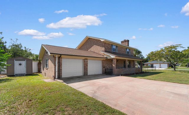 2500 Magnolia Dr., North Myrtle Beach, SC 29582