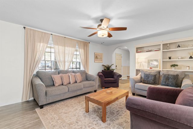 2500 Magnolia Dr., North Myrtle Beach, SC 29582