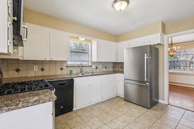 10015 Warwana Road, Houston, TX 77080