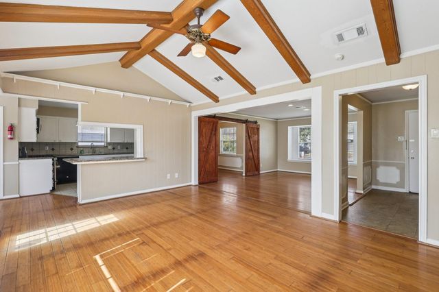 10015 Warwana Road, Houston, TX 77080