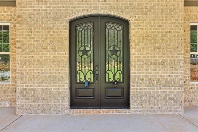 1937 Pucketts Drive SW, Lilburn, GA 30047