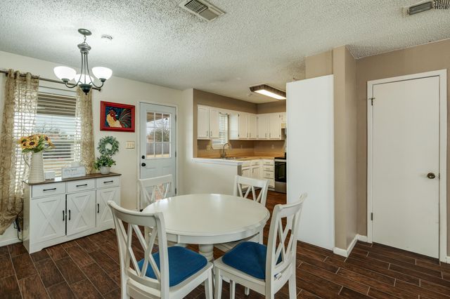 501 W COLEMAN AVENUE, Iowa Park, TX 76367