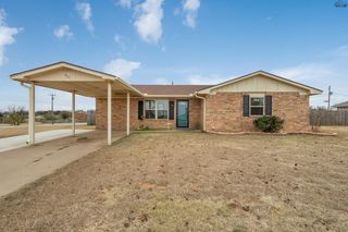 501 W COLEMAN AVENUE, Iowa Park, TX 76367