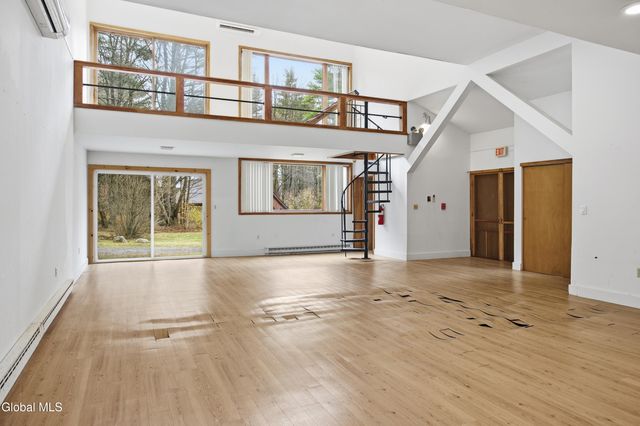 175 Wilton Road, Greenfield, NY 12833