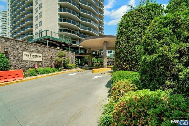 2077 Center Avenue 9E, Fort Lee, NJ 07024