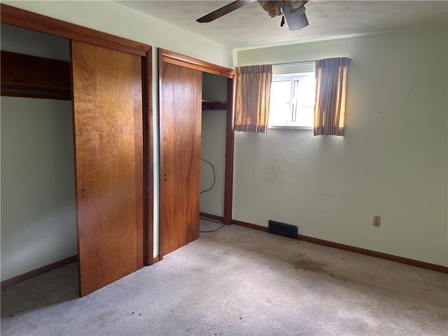 196 Hannahstown Rd, Jefferson Twp, PA 16002