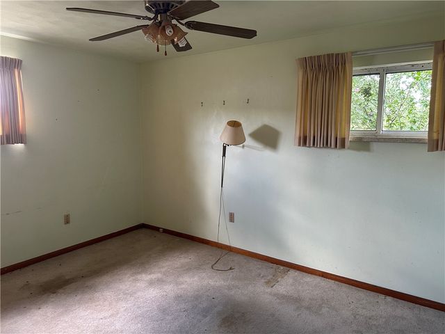 196 Hannahstown Rd, Jefferson Twp, PA 16002