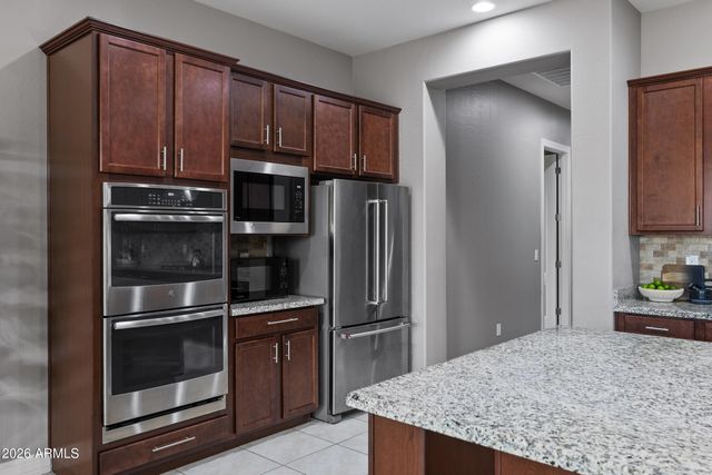 1978 E INDIAN WELLS Drive, Gilbert, AZ 85298