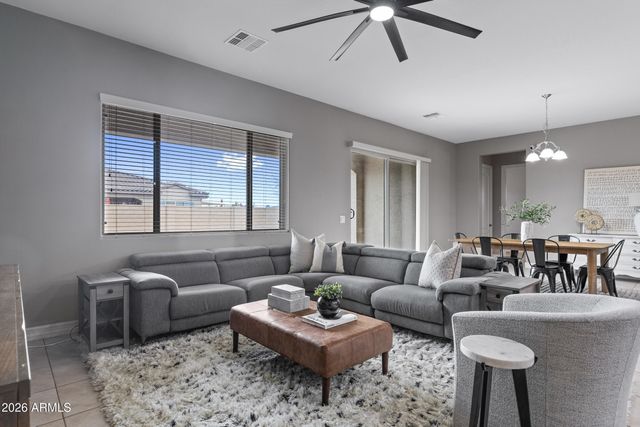 1978 E INDIAN WELLS Drive, Gilbert, AZ 85298