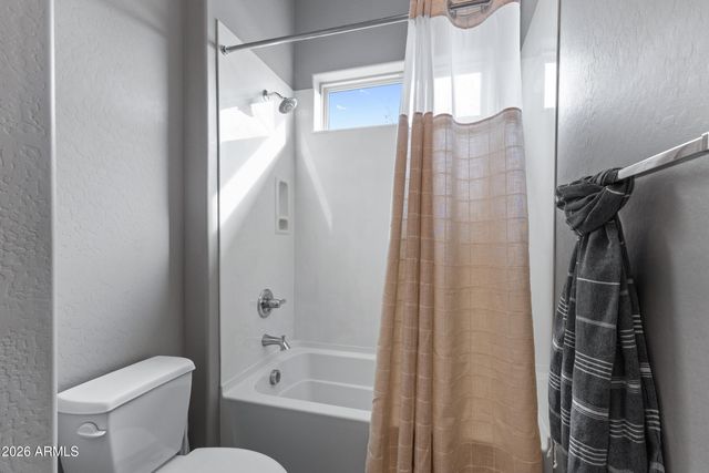 1978 E INDIAN WELLS Drive, Gilbert, AZ 85298