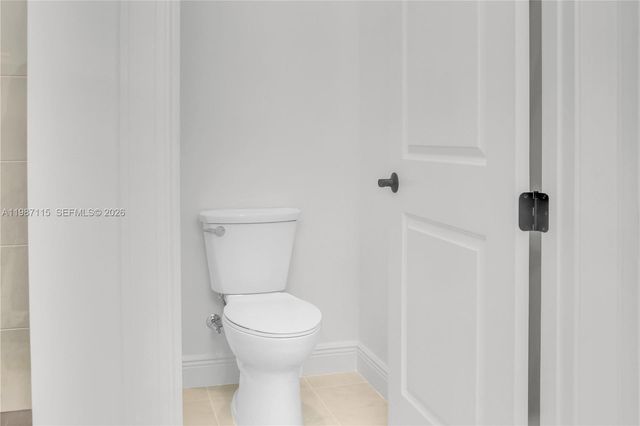 5243 Rivo Alto Cir 5243, Westlake, FL 33470